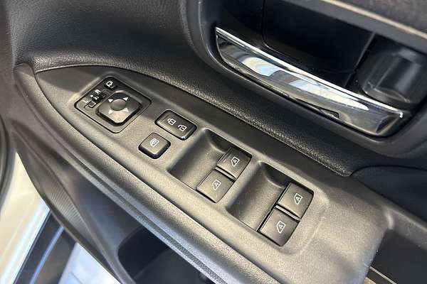 2021 Mitsubishi Outlander LS ZL