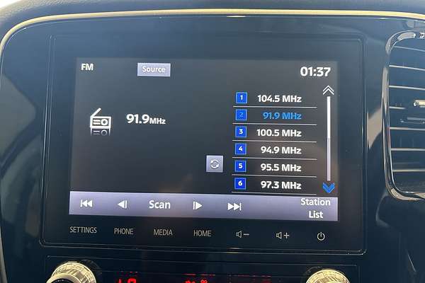 2021 Mitsubishi Outlander LS ZL