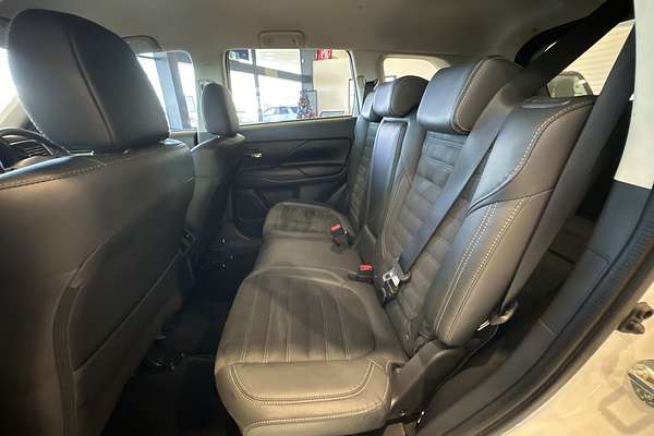 2021 Mitsubishi Outlander LS ZL