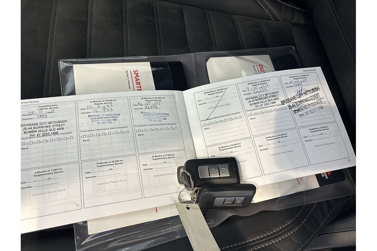 2021 Mitsubishi Outlander LS ZL