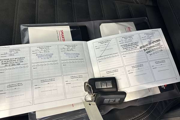 2021 Mitsubishi Outlander LS ZL