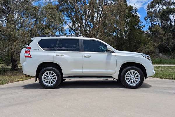 2016 Toyota Landcruiser VX VDJ200R