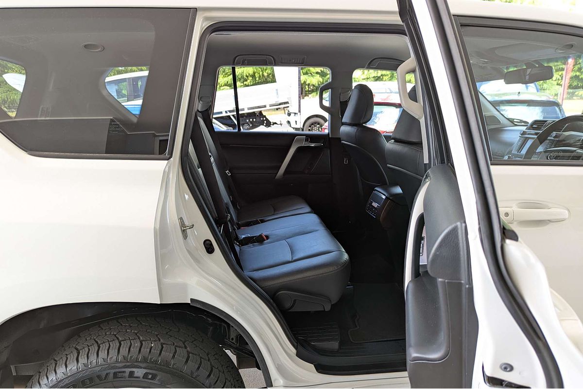 2016 Toyota Landcruiser VX VDJ200R