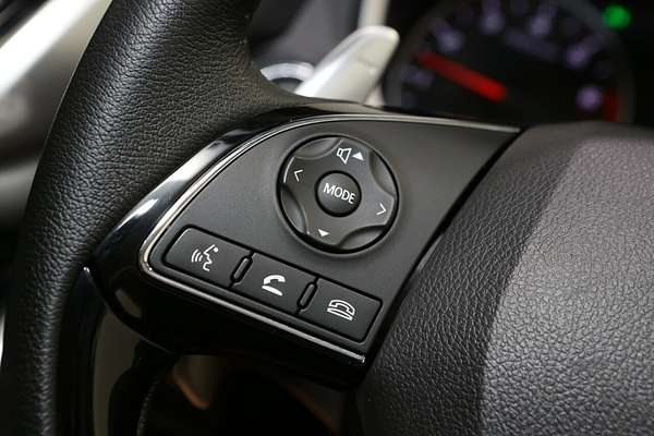 2023 Mitsubishi Eclipse Cross LS YB