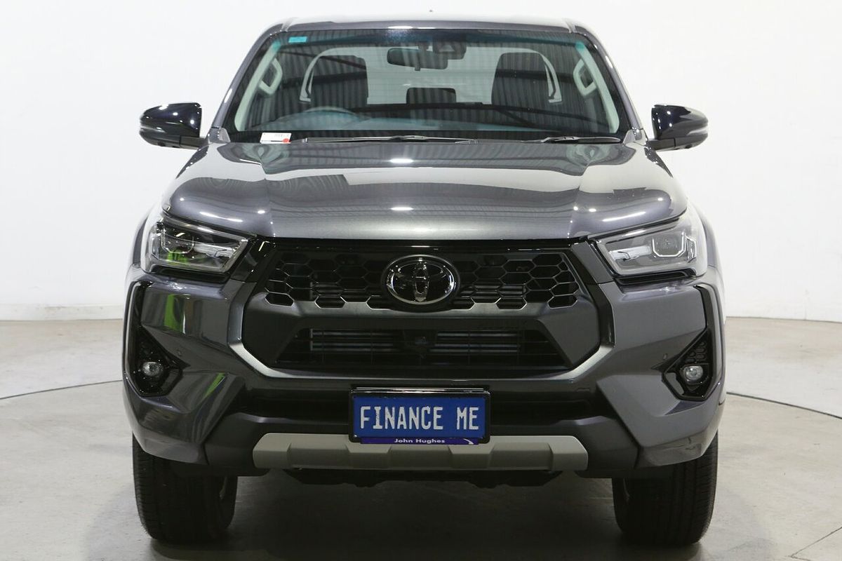 2025 Toyota Hilux SR5 48V GUN126R 4X4
