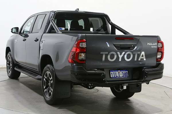 2025 Toyota Hilux SR5 48V GUN126R 4X4