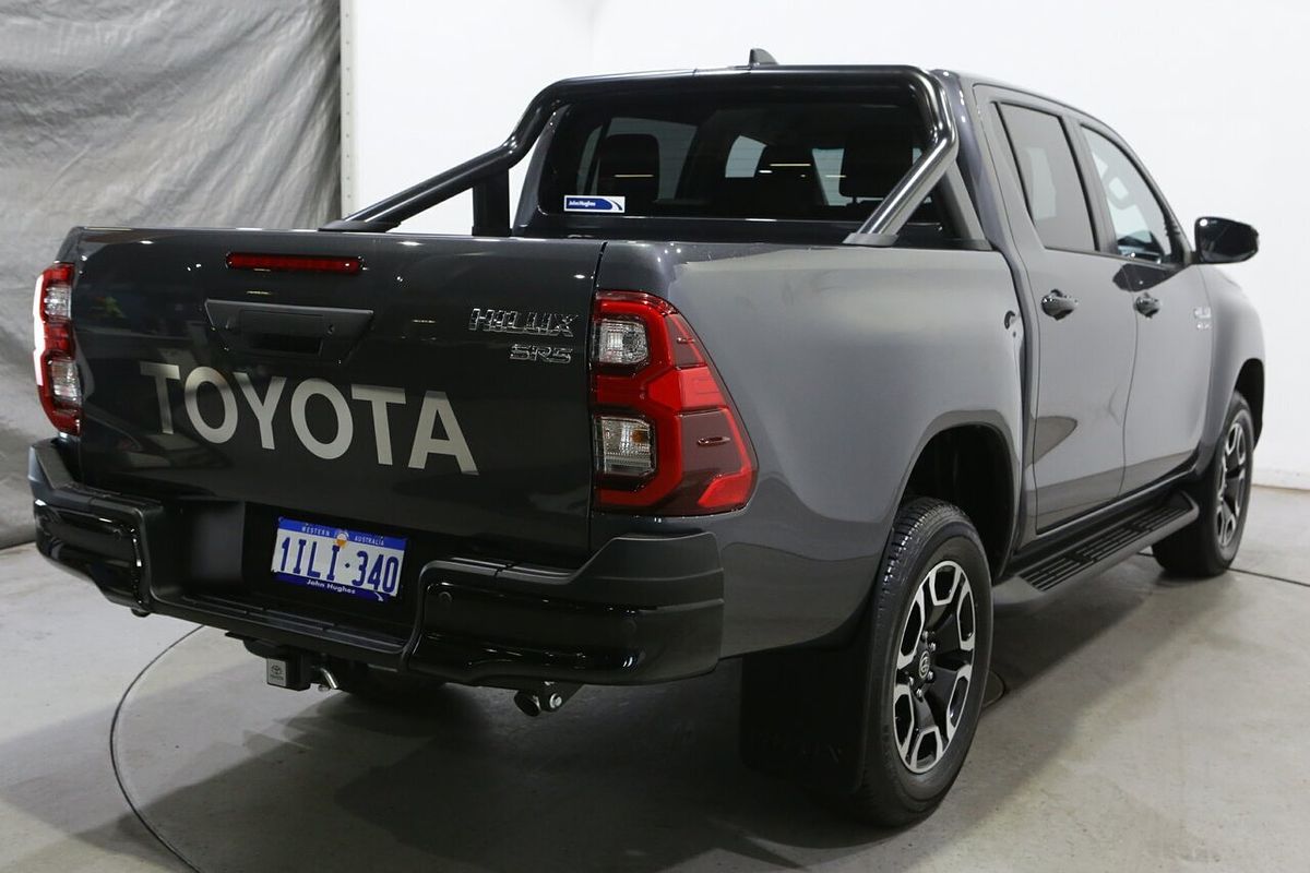 2025 Toyota Hilux SR5 48V GUN126R 4X4