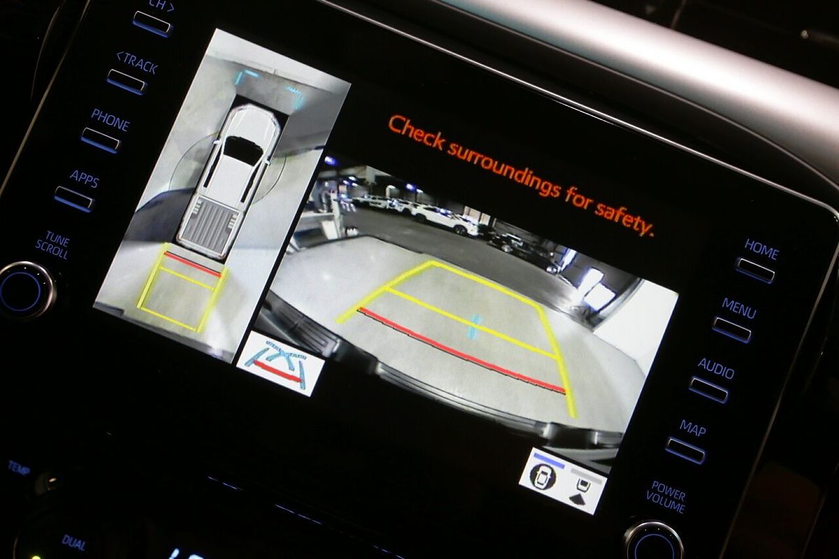 2025 Toyota Hilux SR5 48V GUN126R 4X4