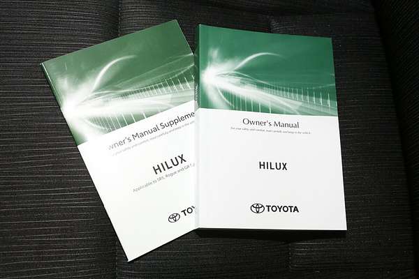 2025 Toyota Hilux SR5 48V GUN126R 4X4