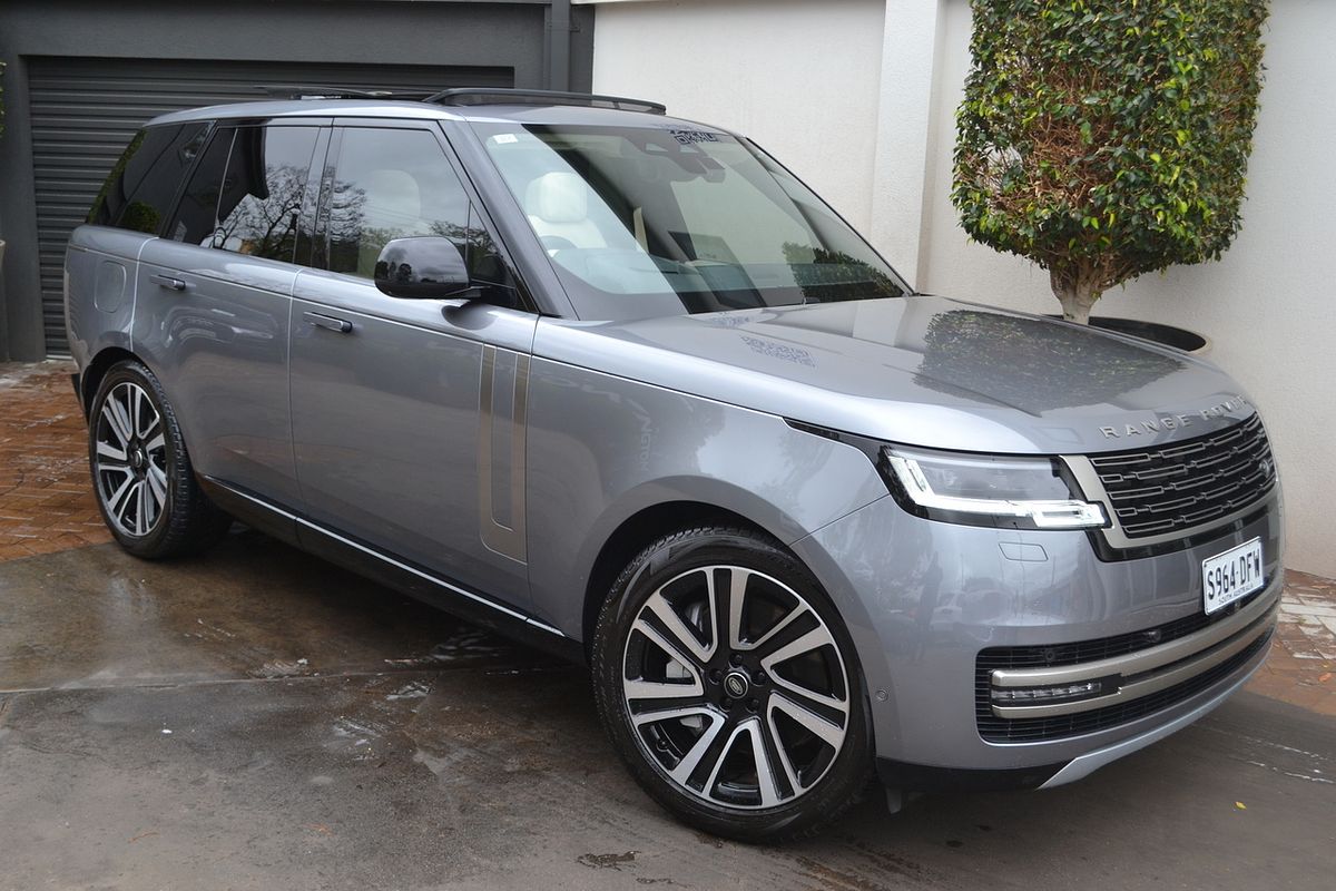 2023 Land Rover Range Rover P530 HSE L460