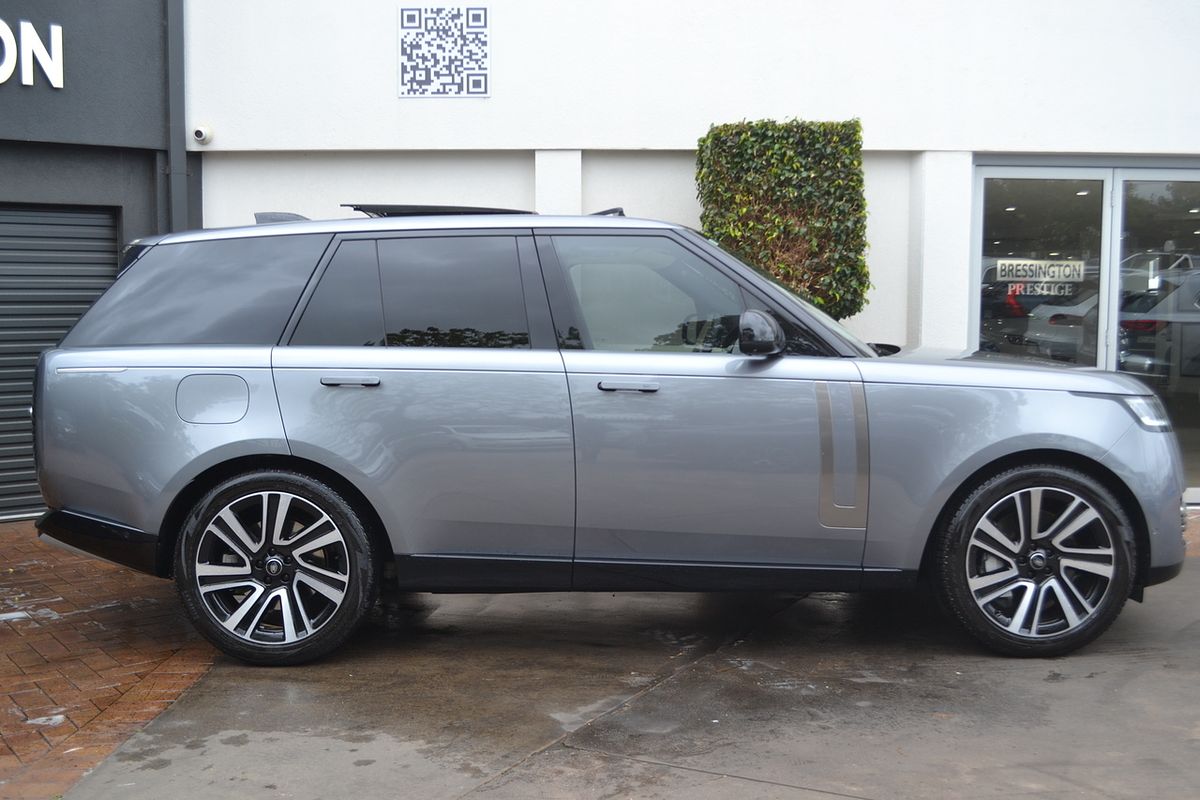 2023 Land Rover Range Rover P530 HSE L460