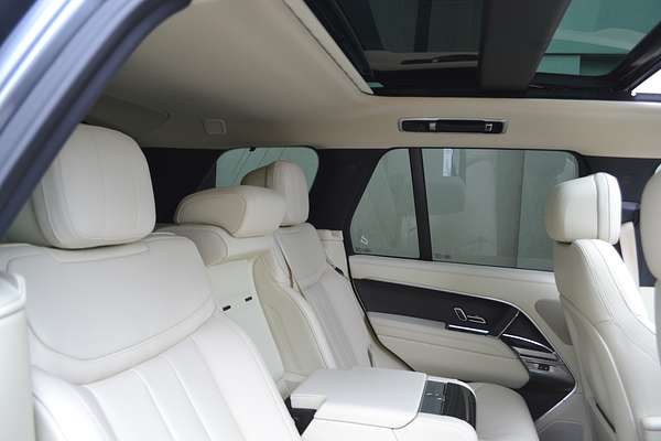 2023 Land Rover Range Rover P530 HSE L460