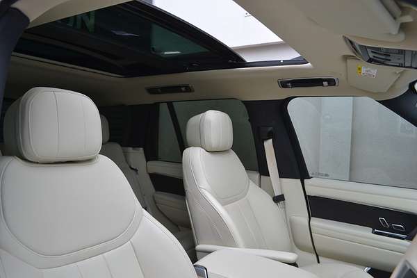 2023 Land Rover Range Rover P530 HSE L460
