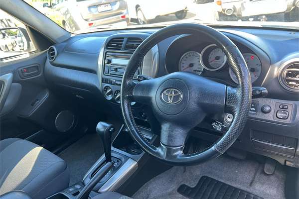 2004 Toyota RAV4 Cruiser ACA23R