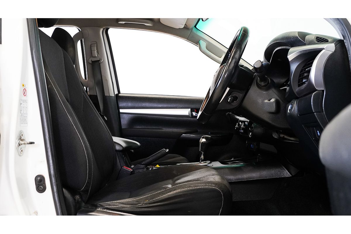 2018 Toyota Hilux SR5 GUN126R 4X4