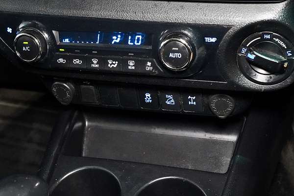 2018 Toyota Hilux SR5 GUN126R 4X4