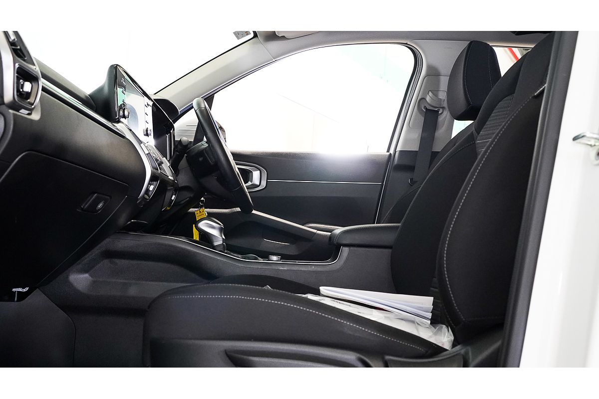 2021 Kia Sorento S MQ4