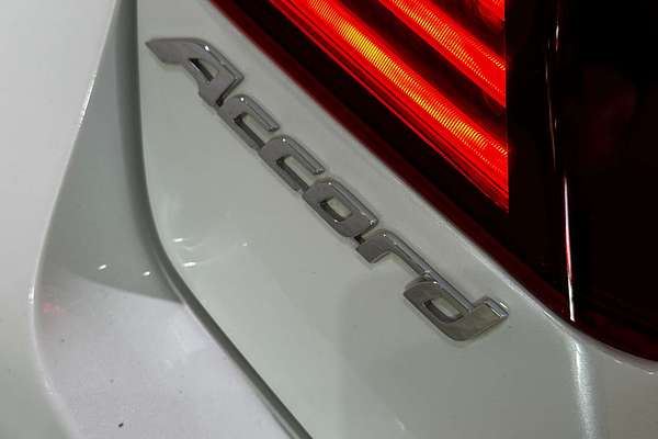 2018 Honda Accord V6L 9th Gen