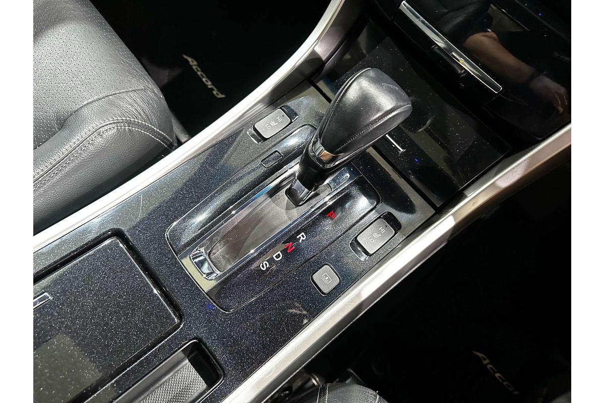 2018 Honda Accord V6L 9th Gen