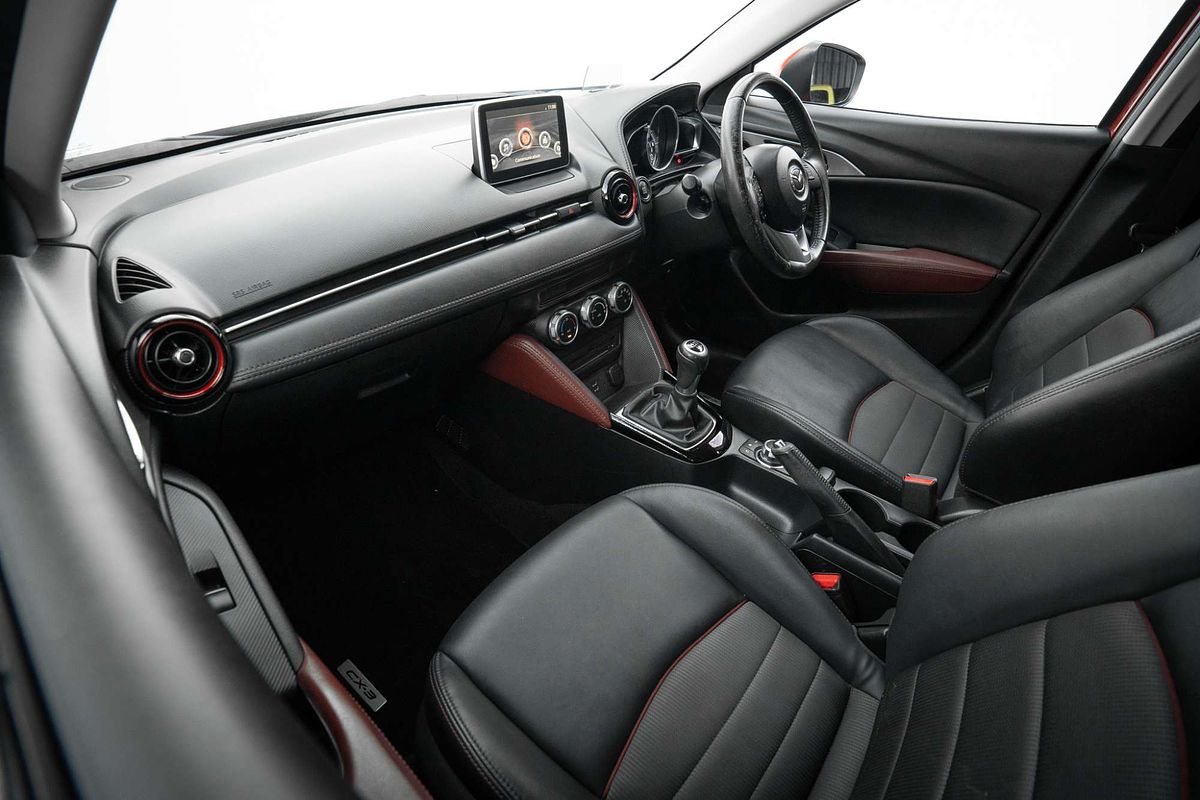 2016 Mazda CX-3 sTouring DK