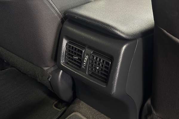 2020 Toyota Camry Ascent ASV70R