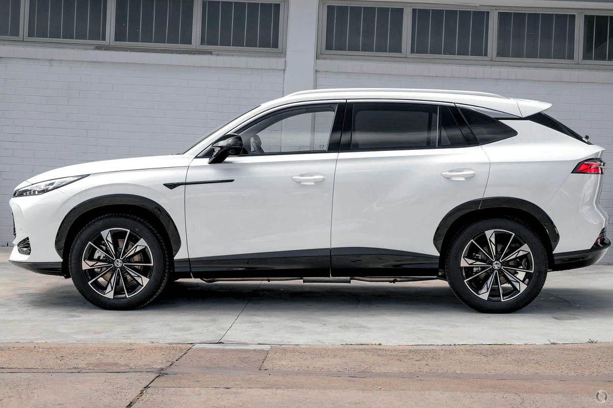 2025 MG HS Hybrid+ Essence AS33H