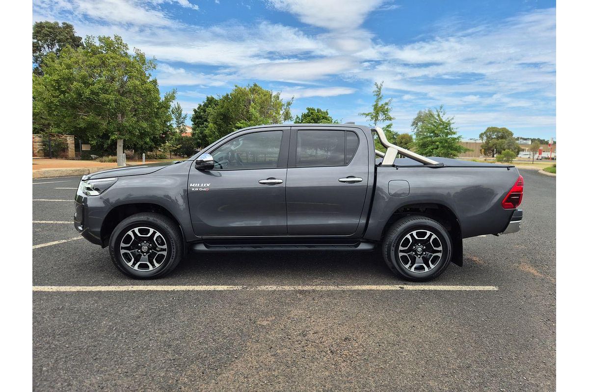 2023 Toyota Hilux SR5 GUN126R 4X4