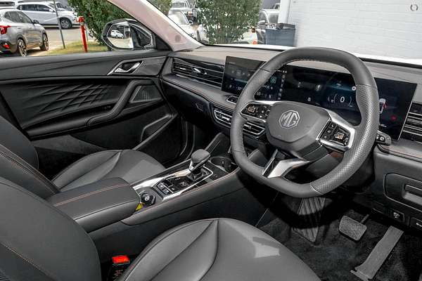 2025 MG HS Hybrid+ Essence AS33H