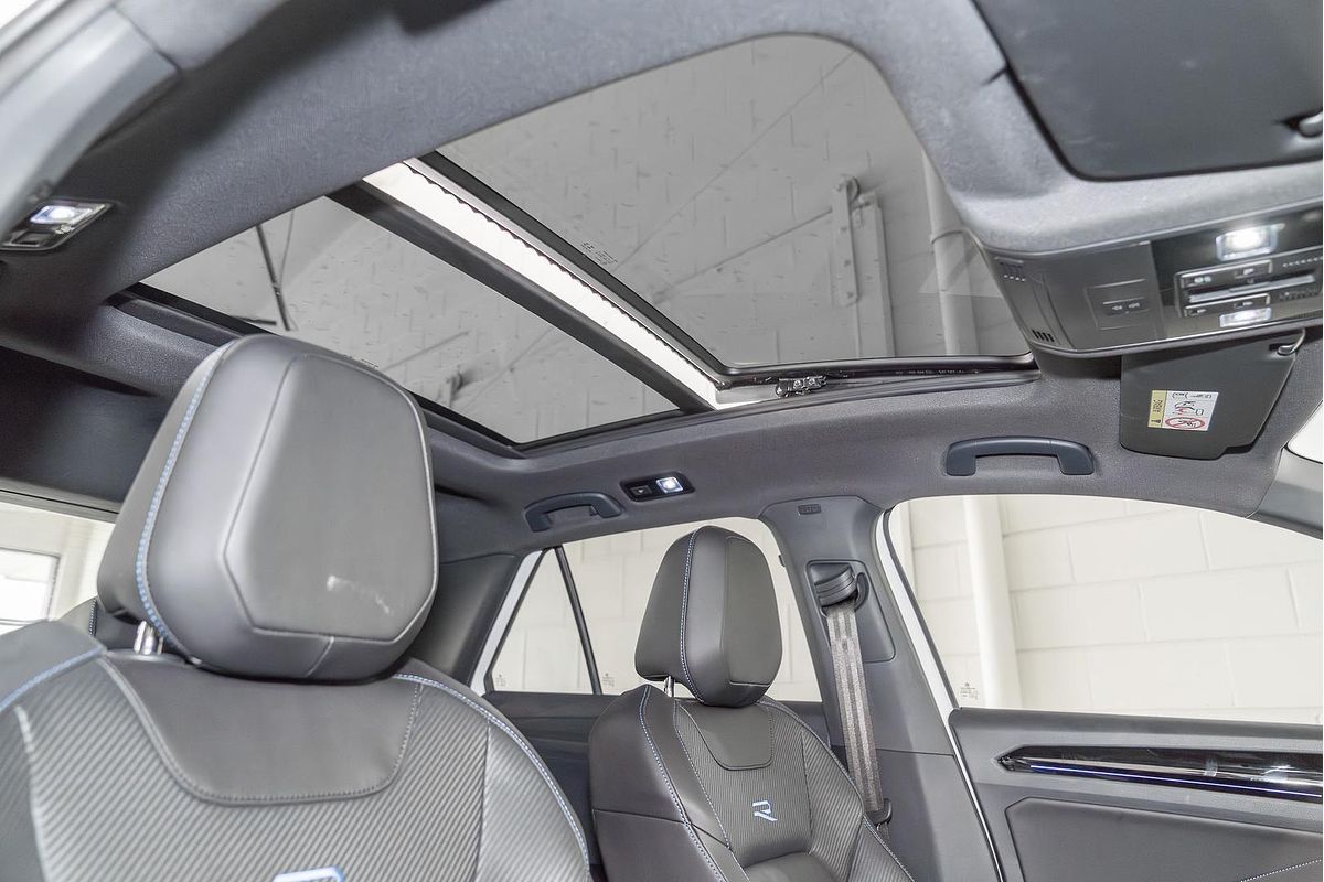 2022 Volkswagen T-Roc R D11