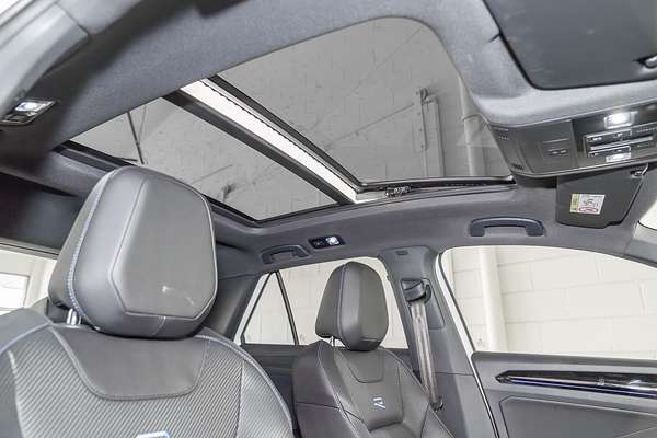 2022 Volkswagen T-Roc R D11