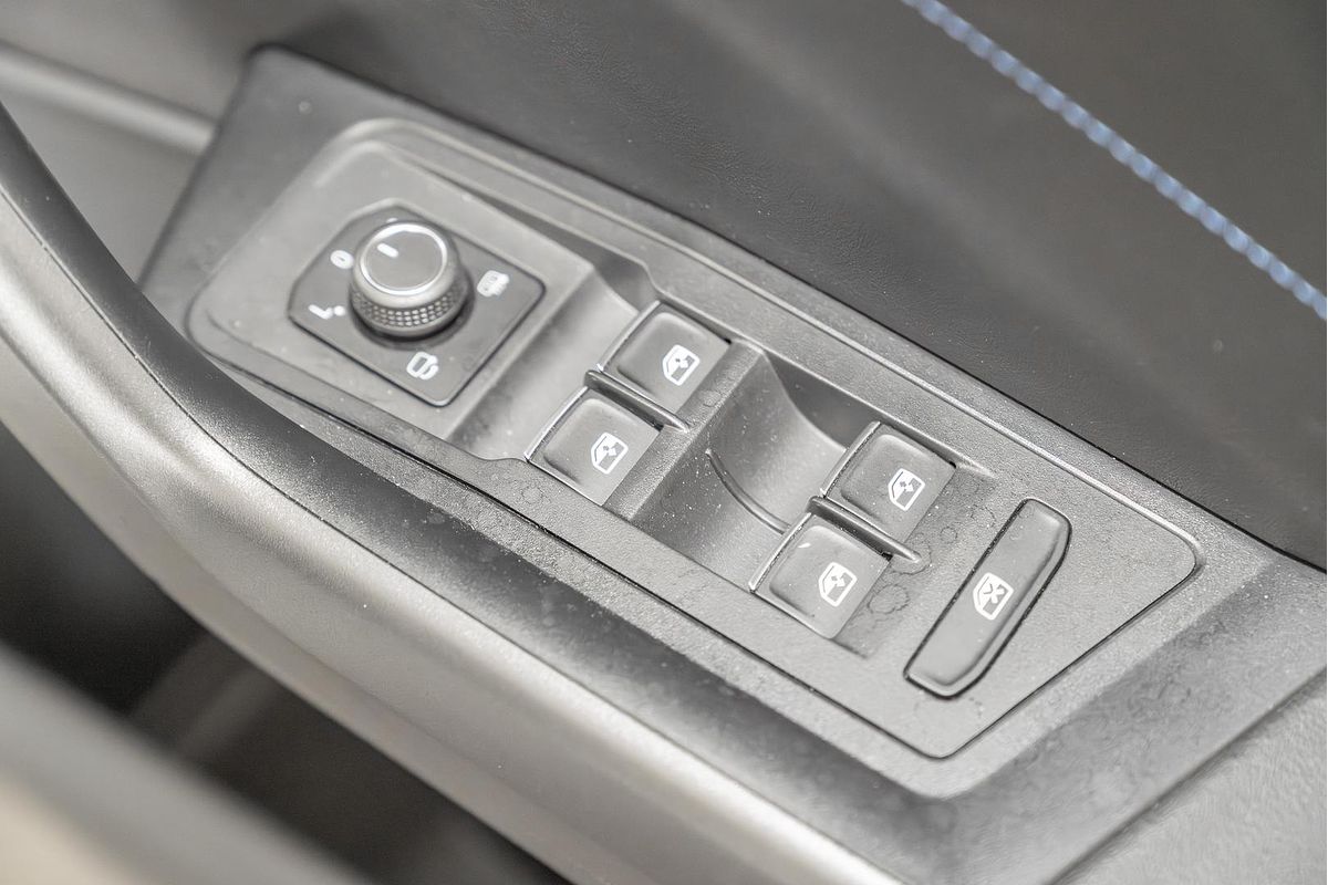 2022 Volkswagen T-Roc R D11