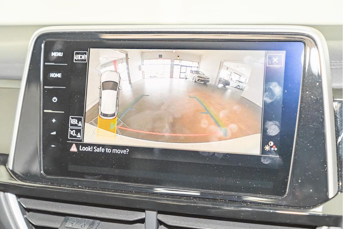 2022 Volkswagen T-Roc R D11