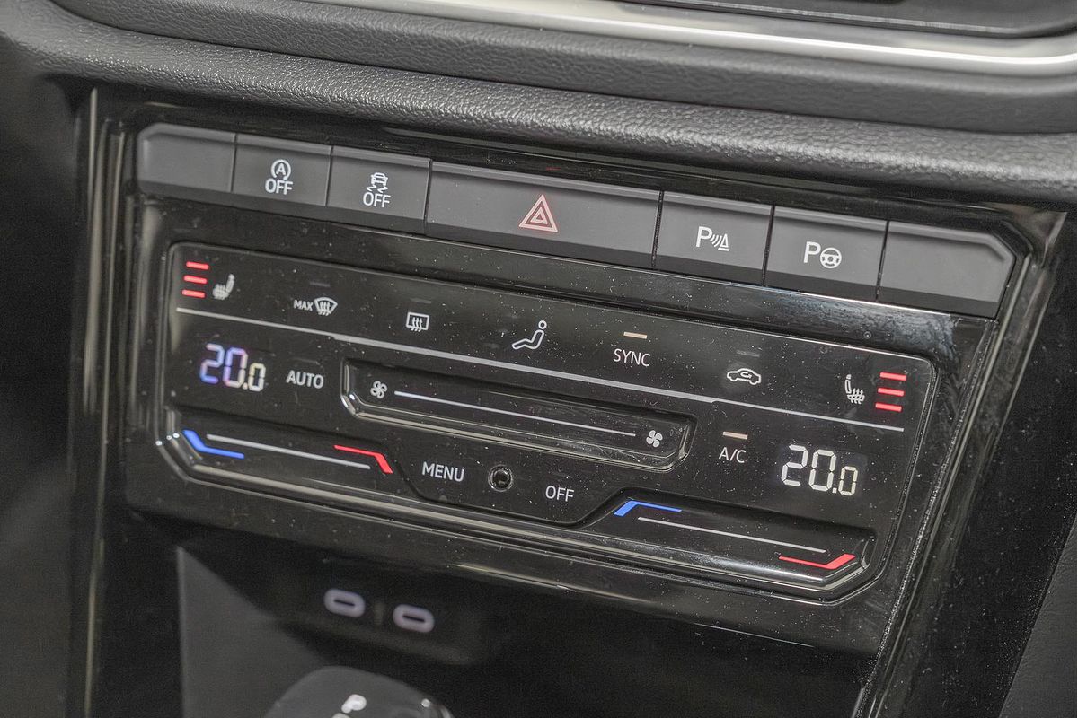 2022 Volkswagen T-Roc R D11