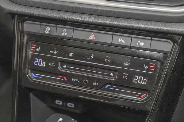 2022 Volkswagen T-Roc R D11