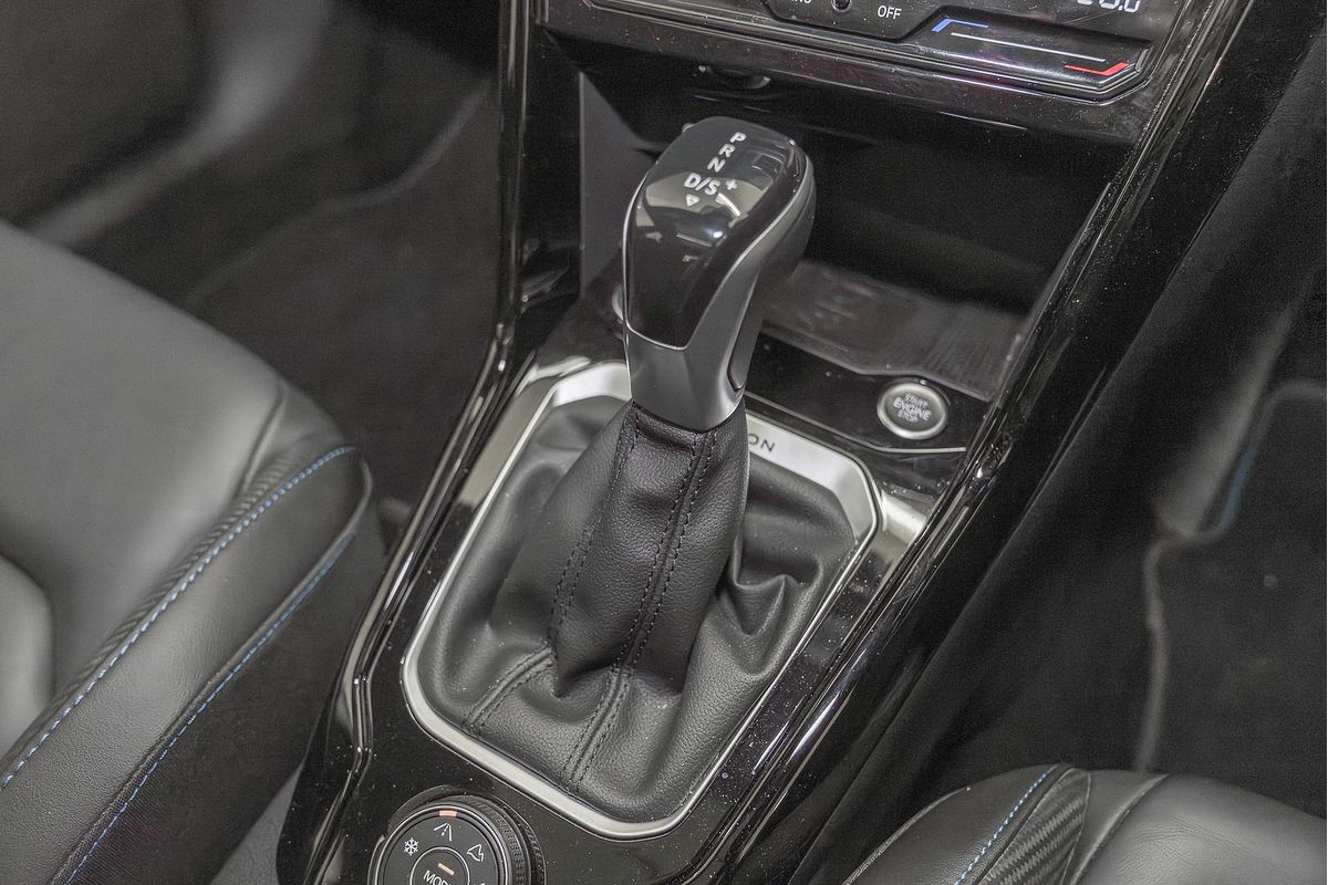 2022 Volkswagen T-Roc R D11