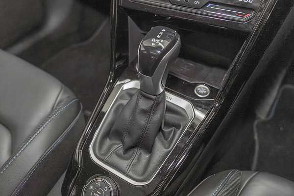 2022 Volkswagen T-Roc R D11