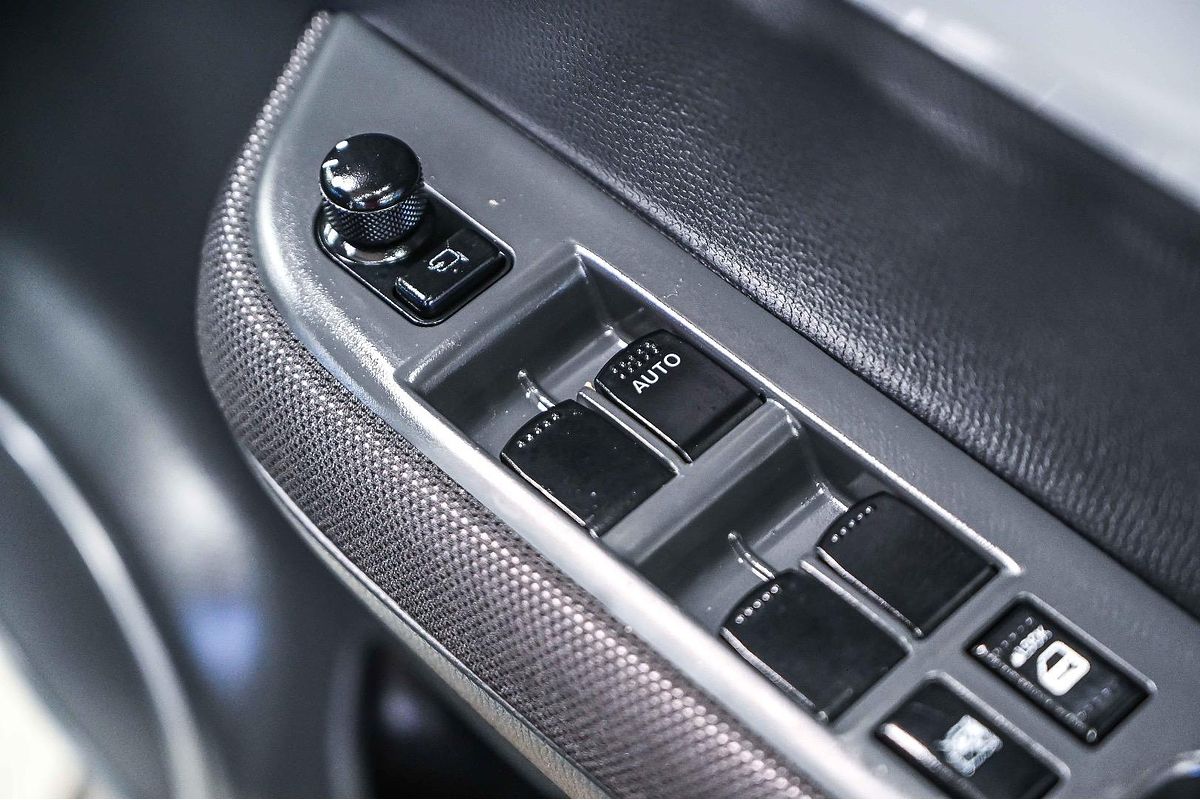 2010 Suzuki Swift Sport RS416