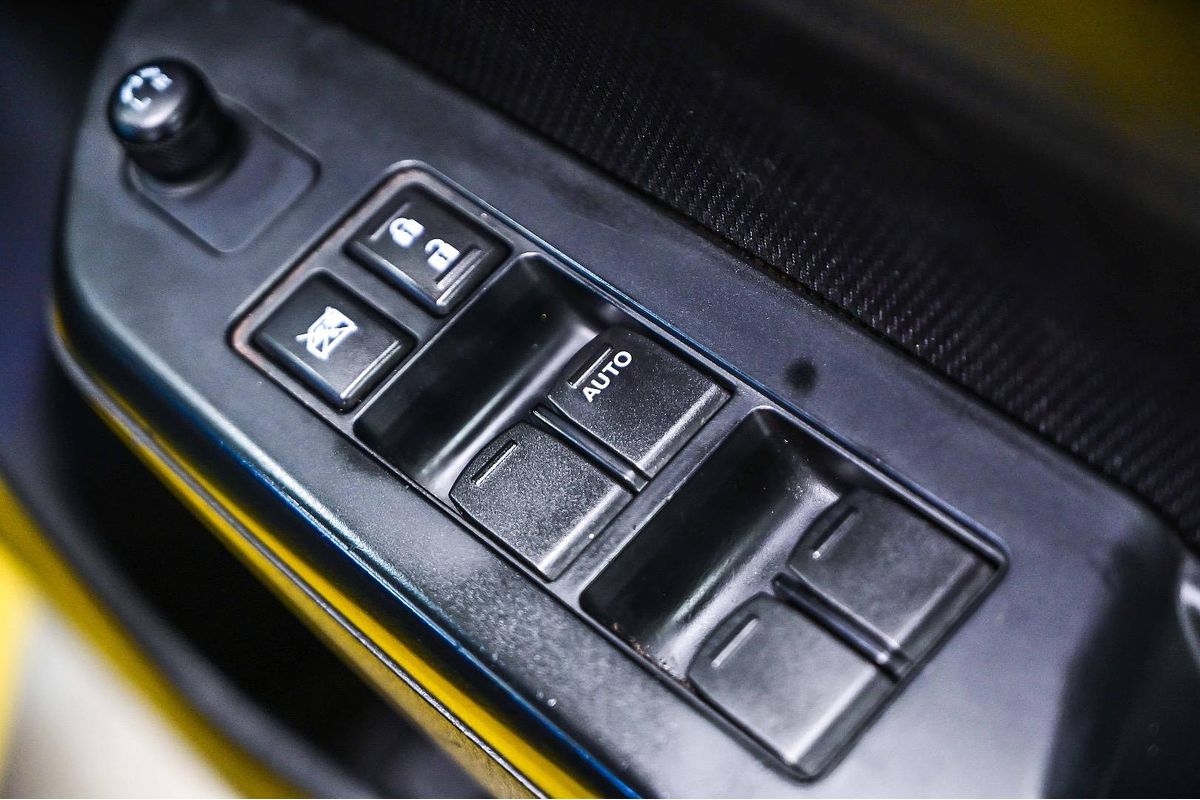 2012 Suzuki Swift Sport FZ