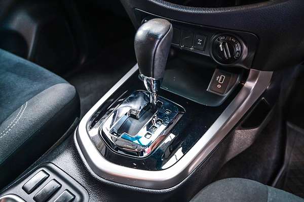 2020 Nissan Navara ST D23 Series 4 4X4