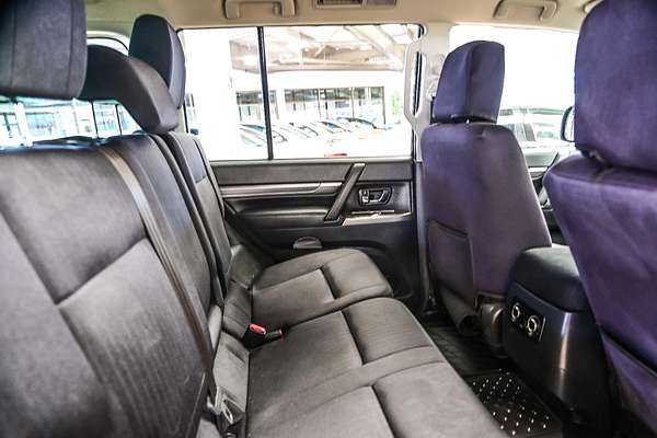 2019 Mitsubishi Pajero GLX NX