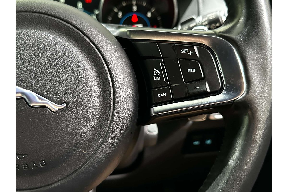 2018 Jaguar F-PACE 20d R-Sport X761