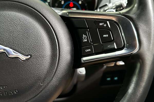 2018 Jaguar F-PACE 20d R-Sport X761