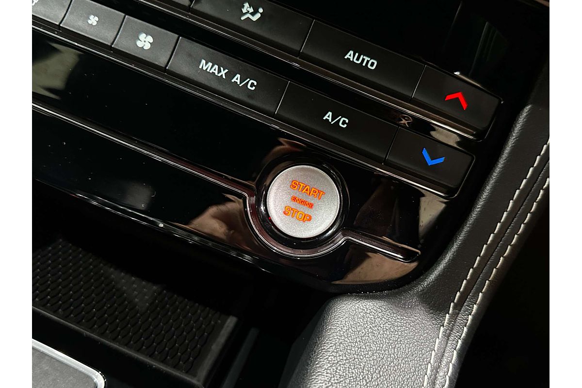 2018 Jaguar F-PACE 20d R-Sport X761