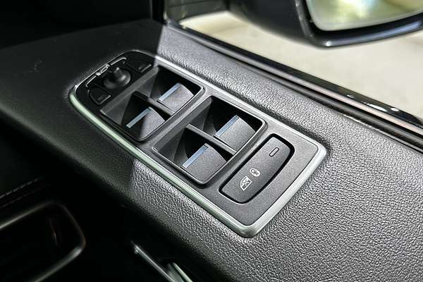 2018 Jaguar F-PACE 20d R-Sport X761