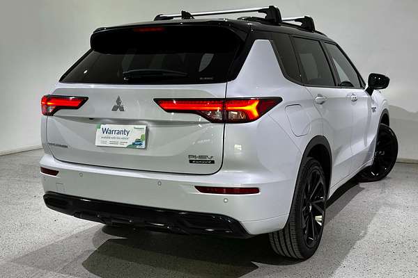 2024 Mitsubishi Outlander PHEV GSR ZM