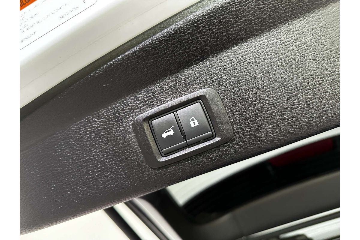 2024 Mitsubishi Outlander PHEV GSR ZM