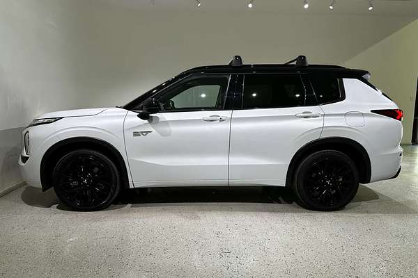 2024 Mitsubishi Outlander PHEV GSR ZM