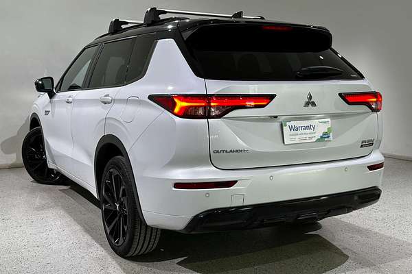 2024 Mitsubishi Outlander PHEV GSR ZM