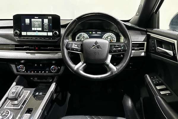 2024 Mitsubishi Outlander PHEV GSR ZM