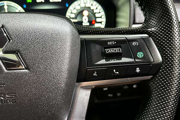 2024 Mitsubishi Outlander PHEV GSR ZM